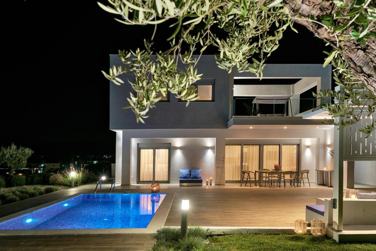 Soleado Luxury Villas Skála Foúrkas Esterno foto