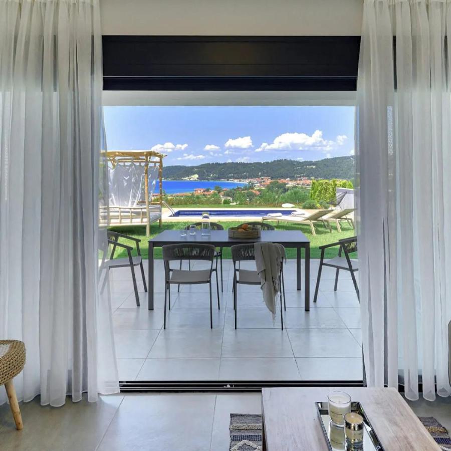 Soleado Luxury Villas Skála Foúrkas Esterno foto